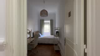 R.Rodrigo Fonseca 135 1E